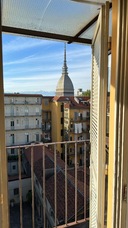 Apartamento Le Finestre Sulla Mole Turín Exterior foto