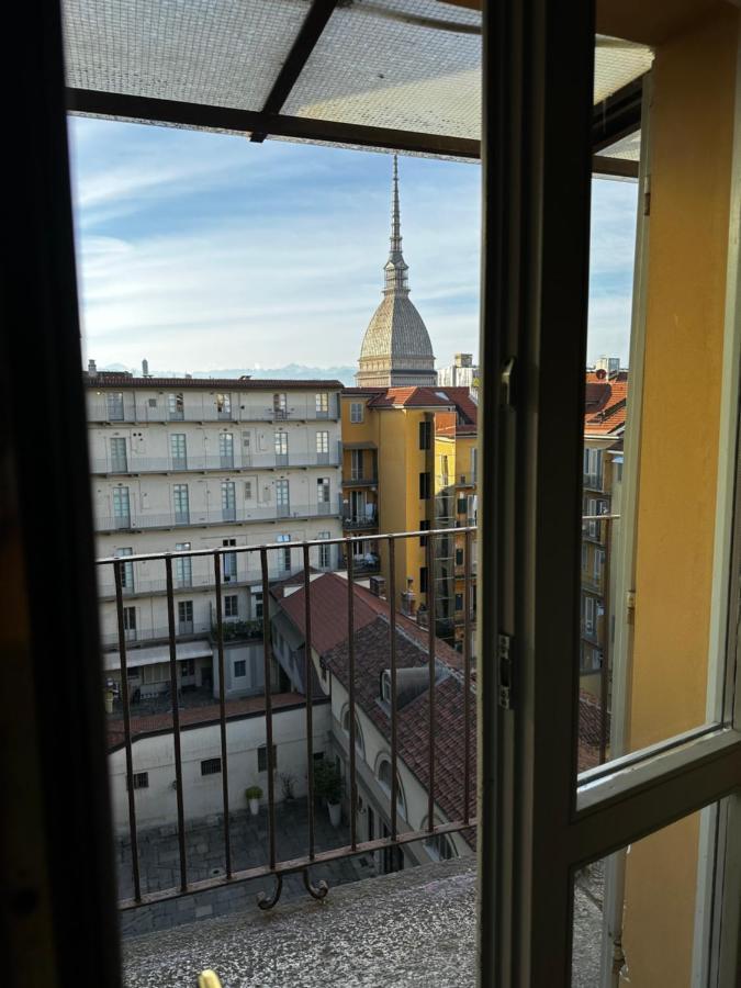 Apartamento Le Finestre Sulla Mole Turín Exterior foto