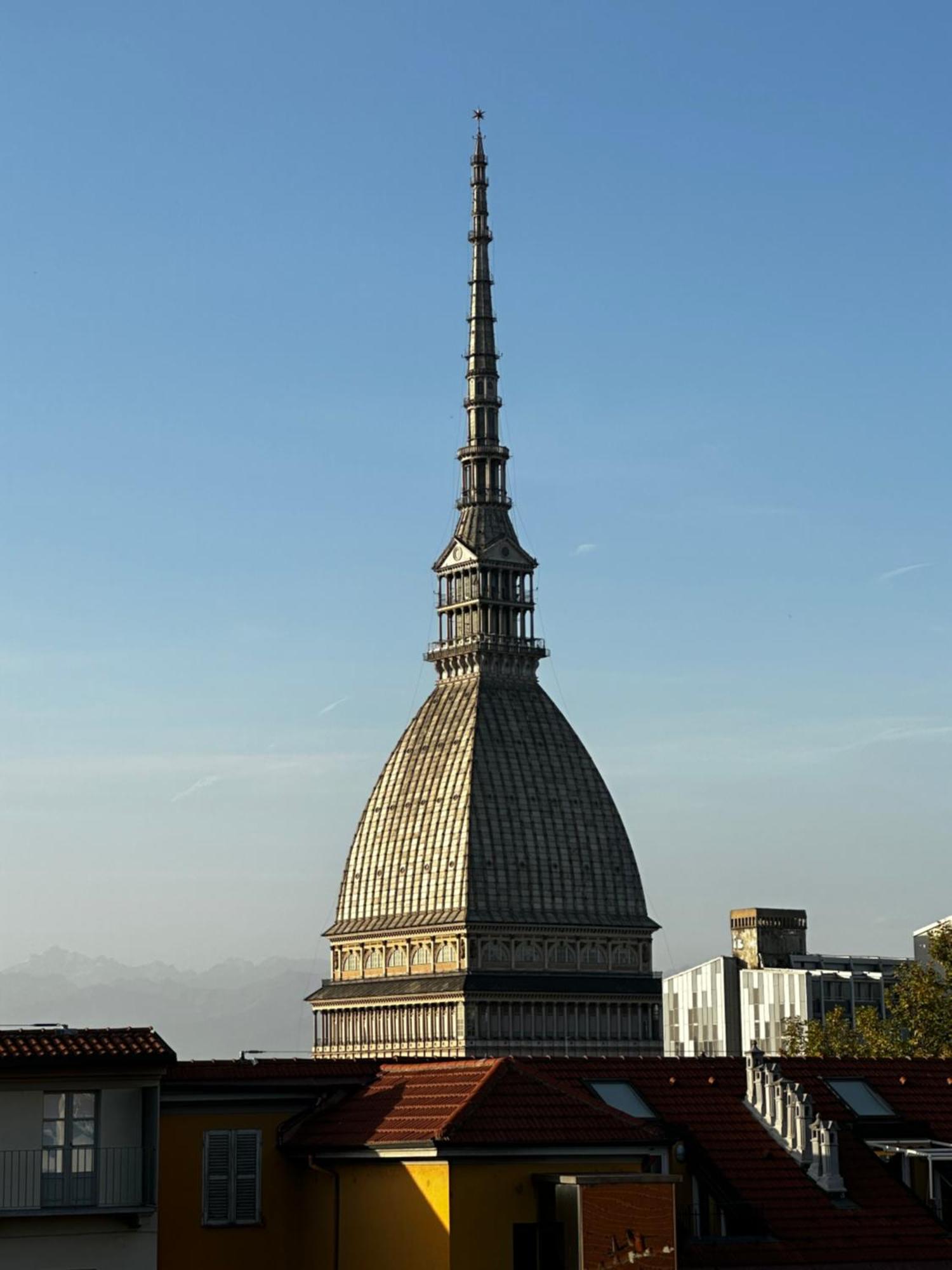 Apartamento Le Finestre Sulla Mole Turín Exterior foto