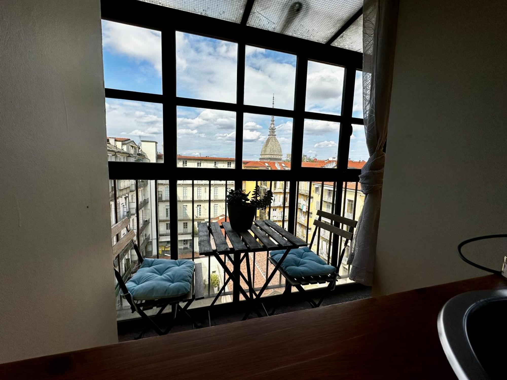Apartamento Le Finestre Sulla Mole Turín Exterior foto